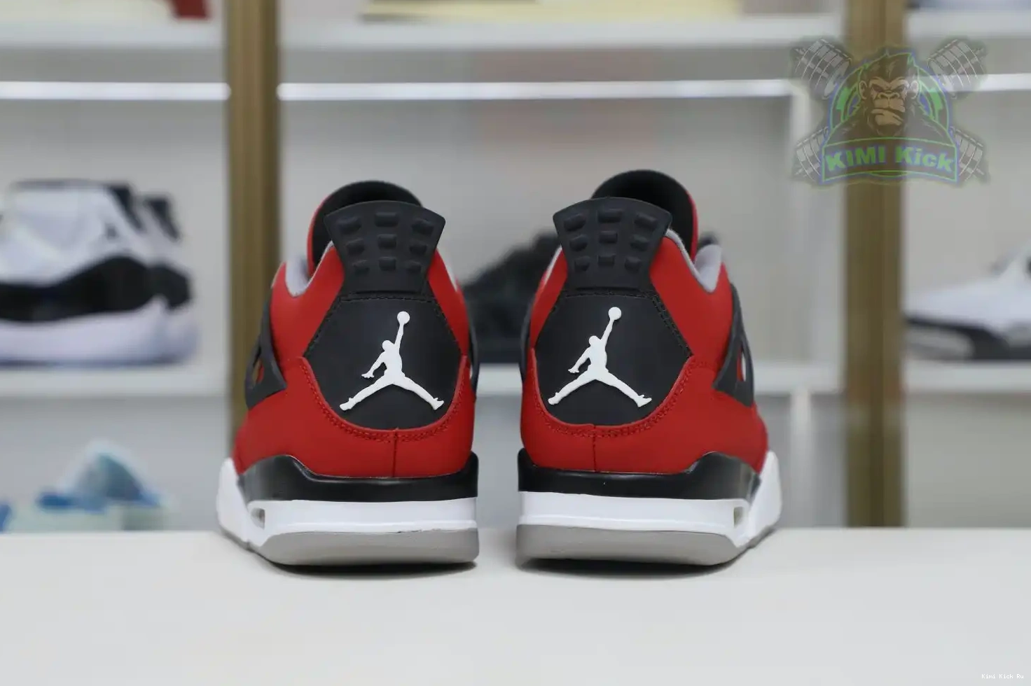 Jordan RetroToro Air Kimikick Jordan4 Bravo 0405
